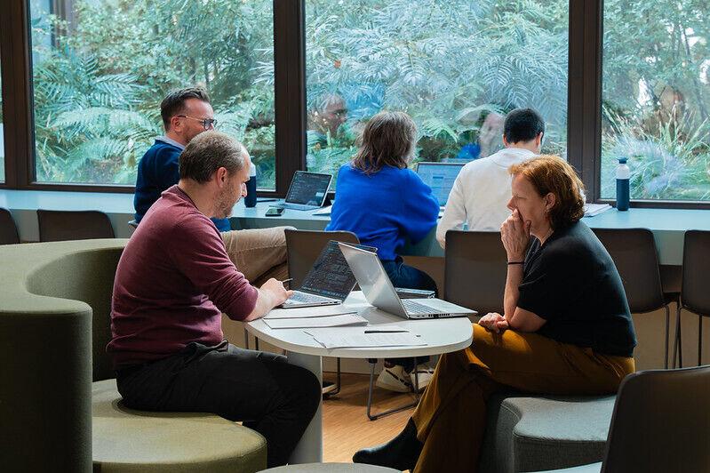 55169927444 e3b7ae4bbc c