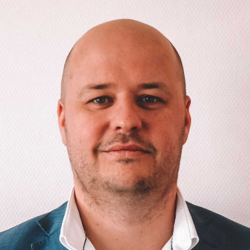 Edwin van Hassel 2000x1200