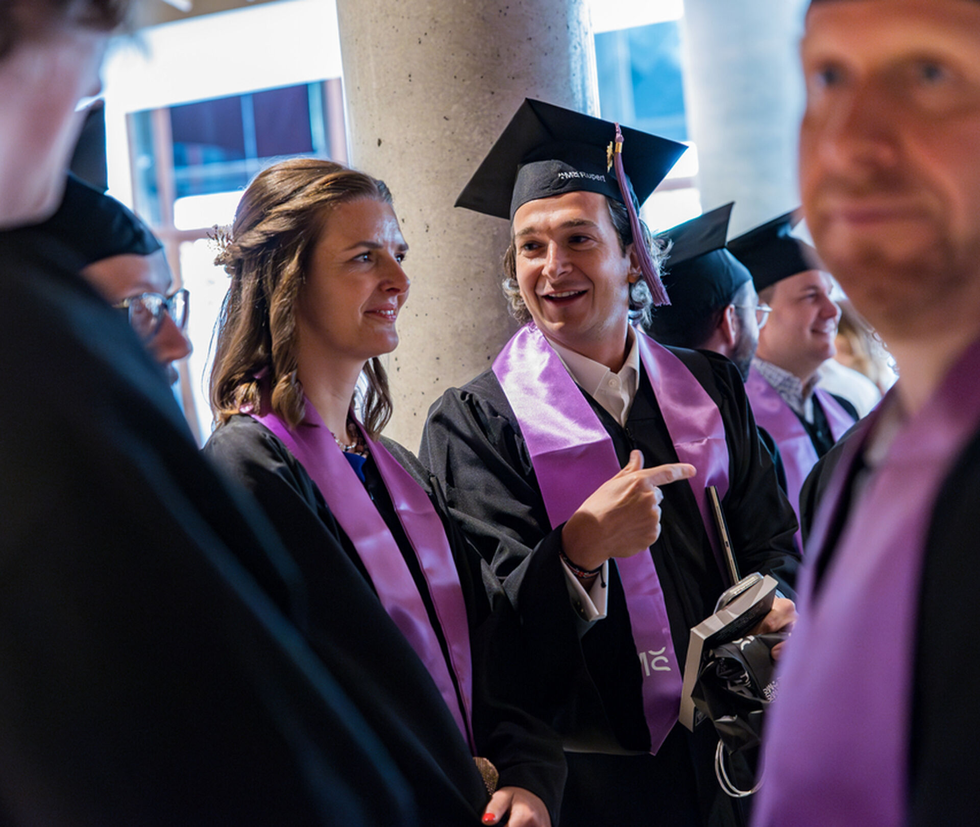 54623572656 3843f4ba8d o 1